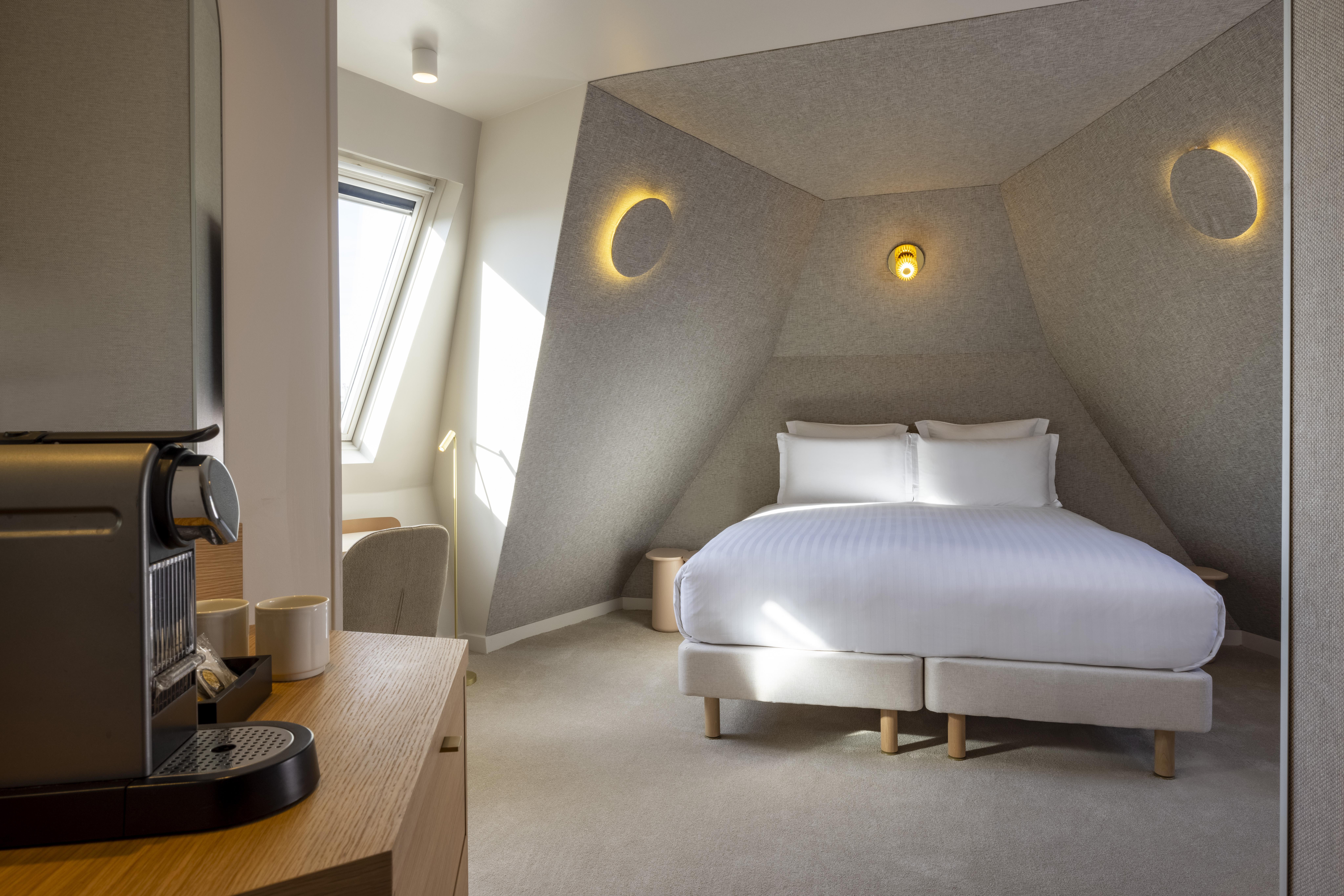 Beige Hotel Parijs